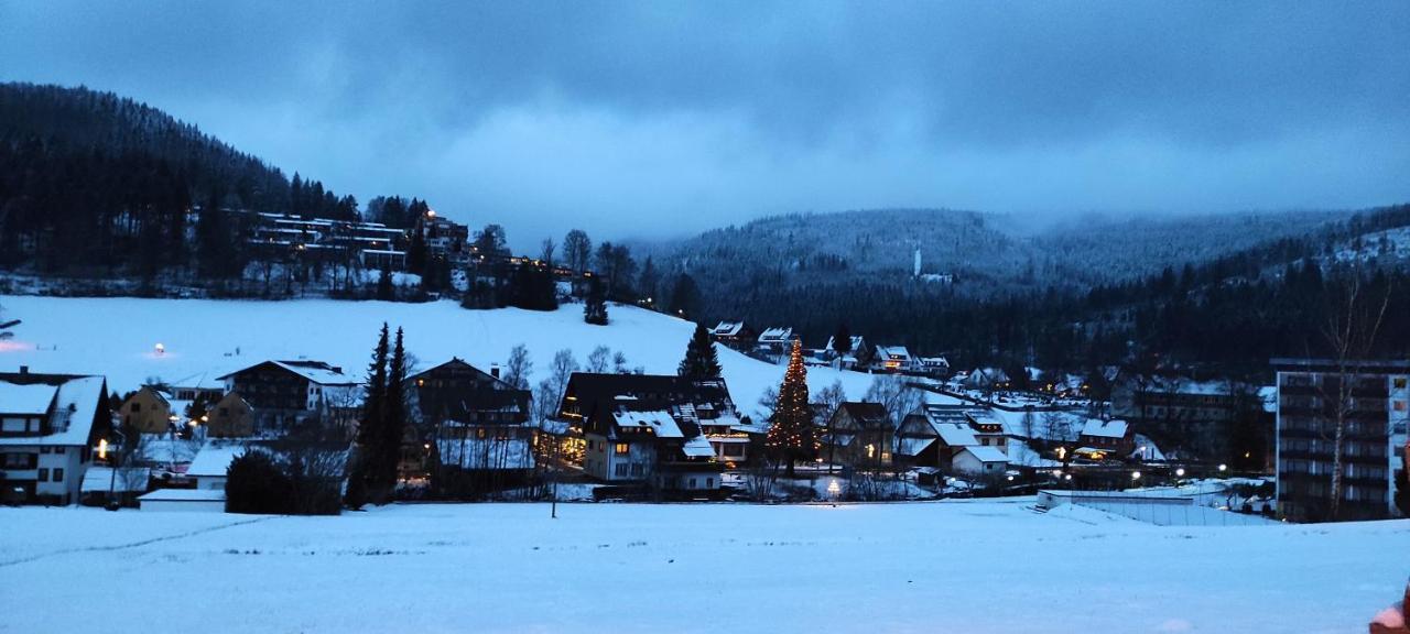 Ferienwohnung "Hirschlein" Im Schwarzwald Байерсброн Екстериор снимка