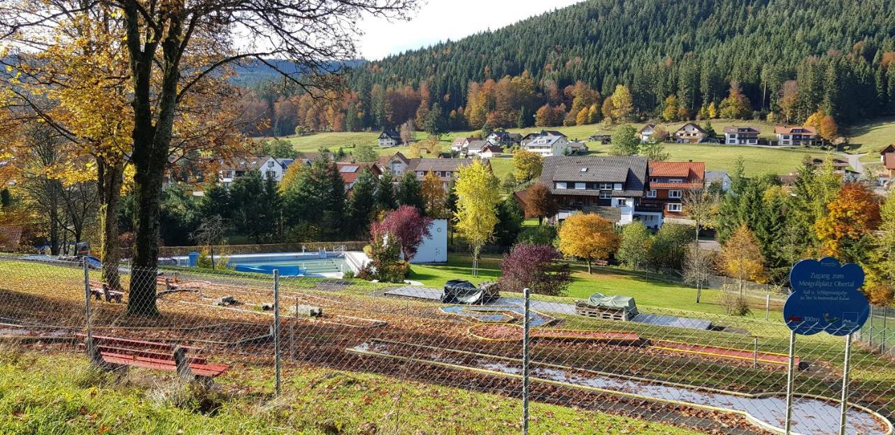 Ferienwohnung "Hirschlein" Im Schwarzwald Байерсброн Екстериор снимка